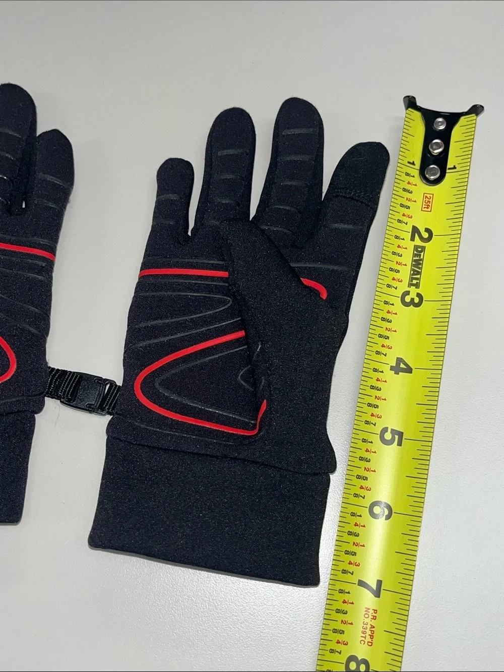 HEAD Black kids Fleece Winter Gloves with Connector Clip